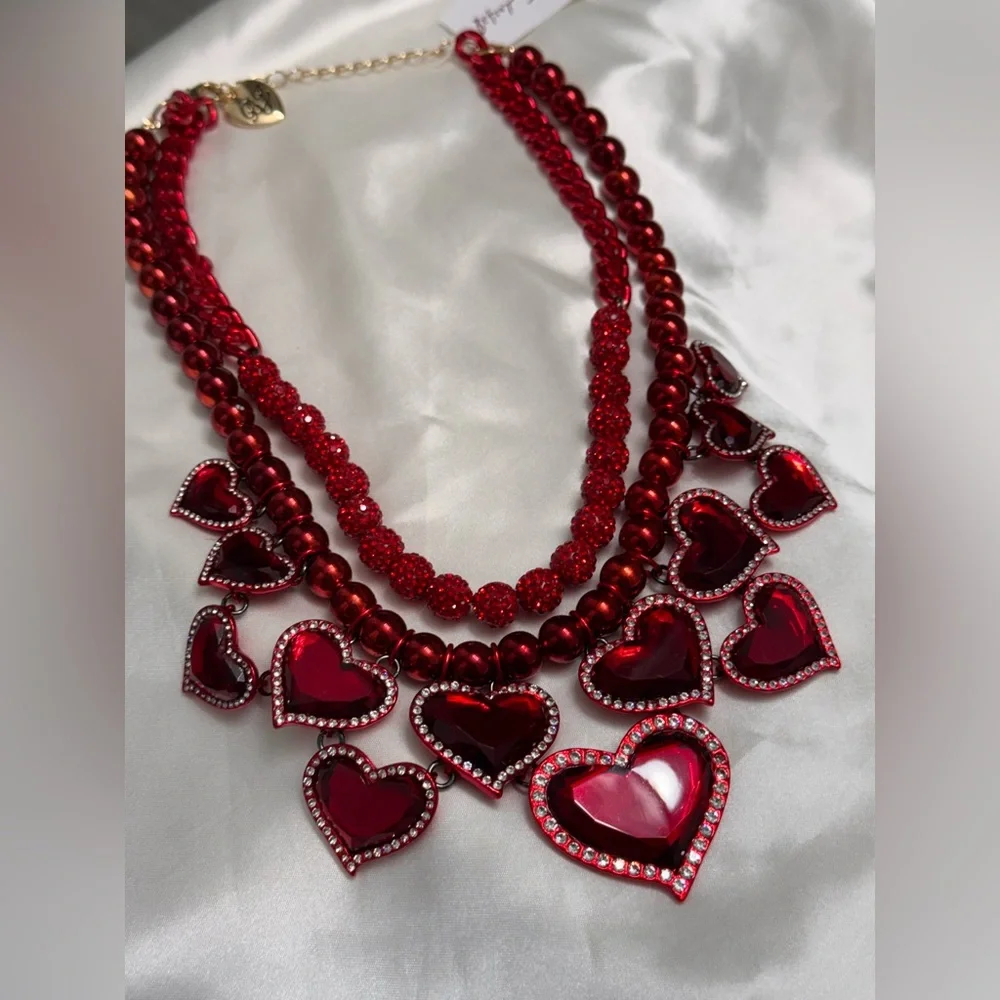 NWT❤️Betsey Johnson Red Love Spell Bib Necklace ❤️ 💎 - Picture 3 of 10